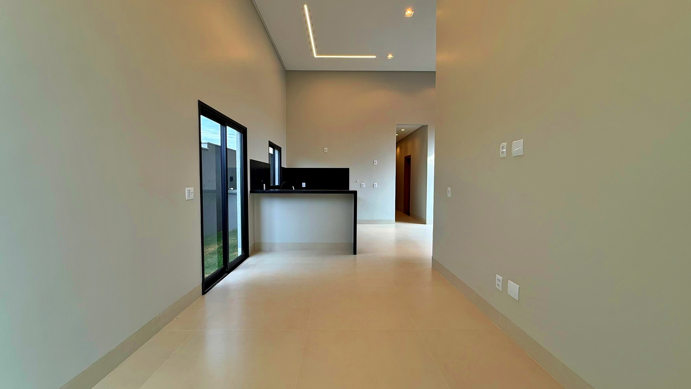 Casa 3 Suítes, 132 m² c/ Lazer à Venda no Condomínio Jardins Parma — foto