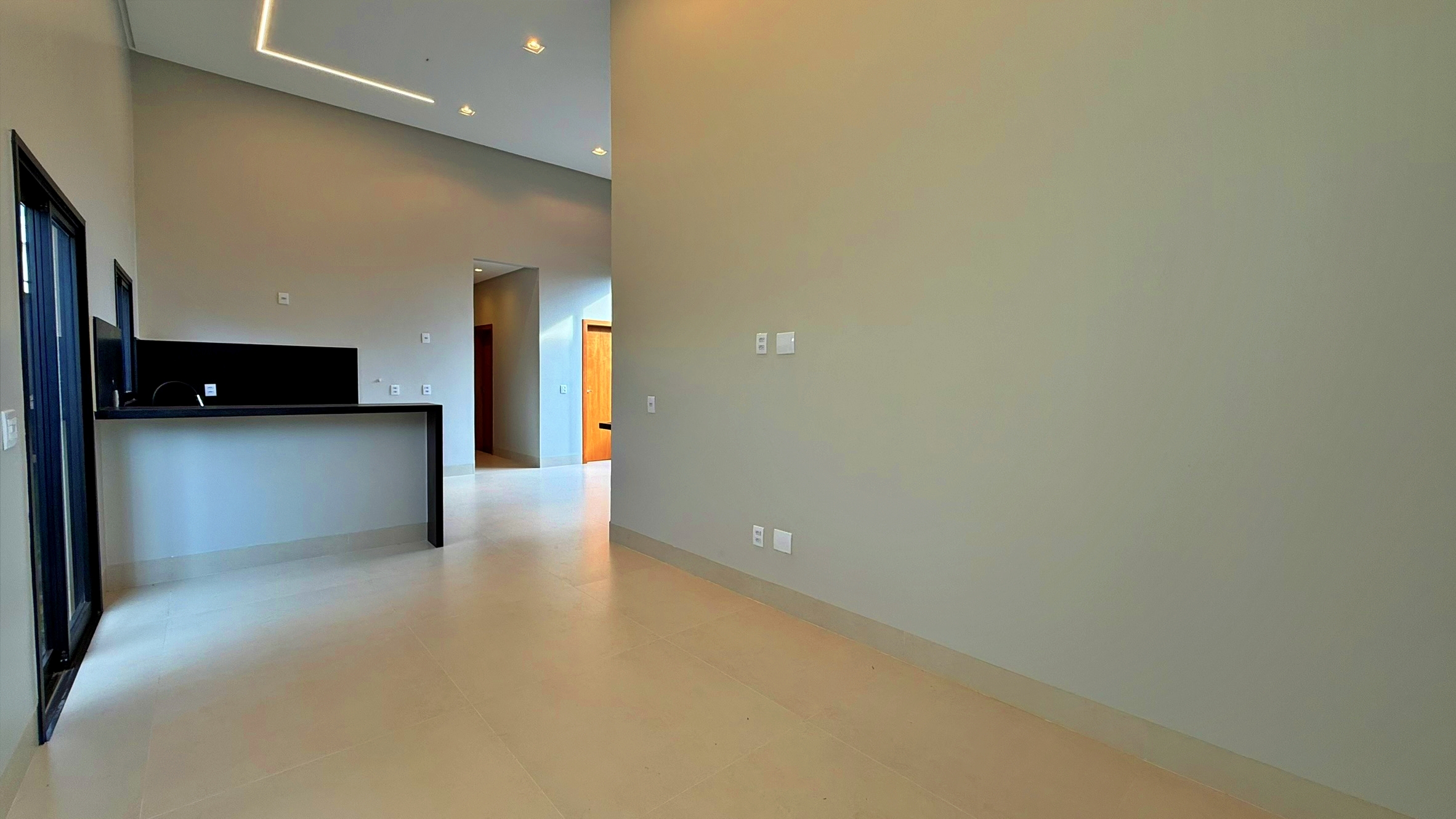 Casa 3 Suítes, 132 m² c/ Lazer à Venda no Condomínio Jardins Parma — foto