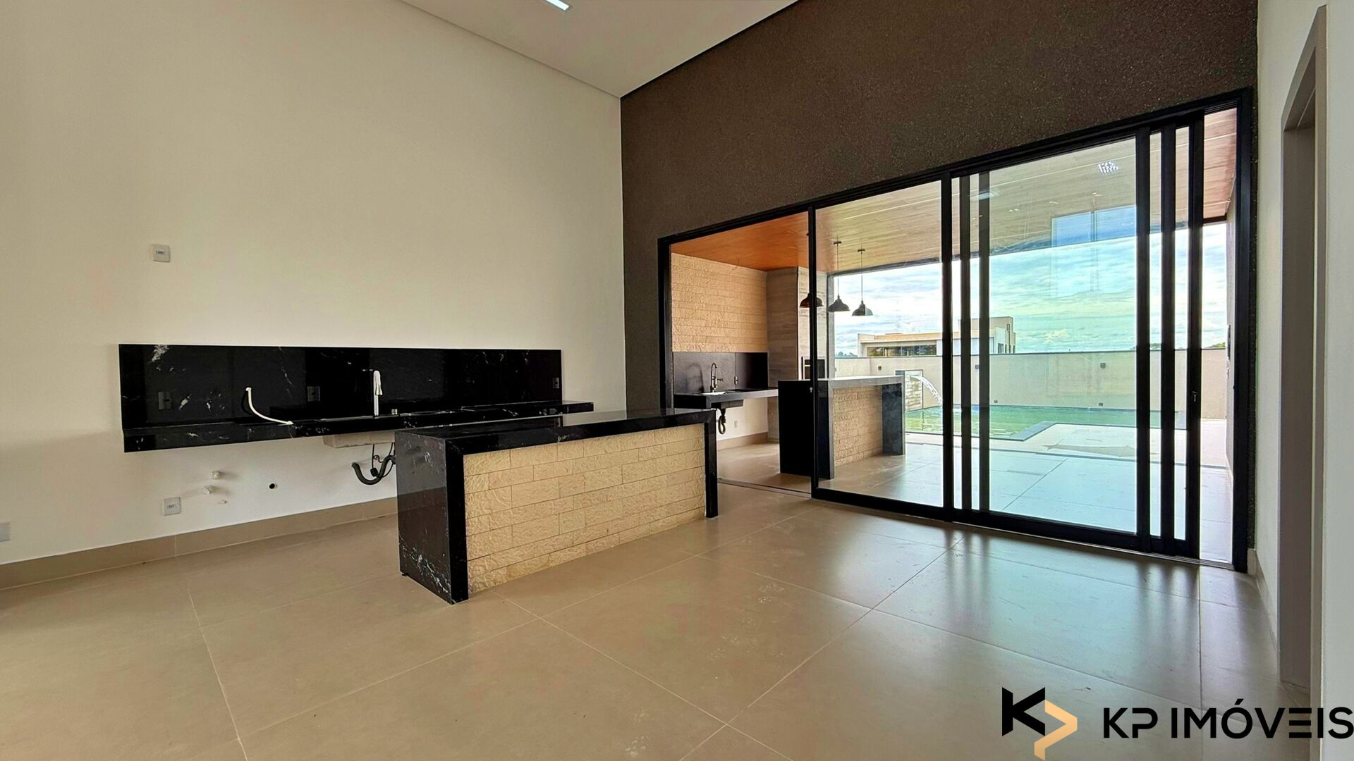Casa Térrea 340m² | 4 Suítes no Plateau D'Or Unique - Goiânia — foto