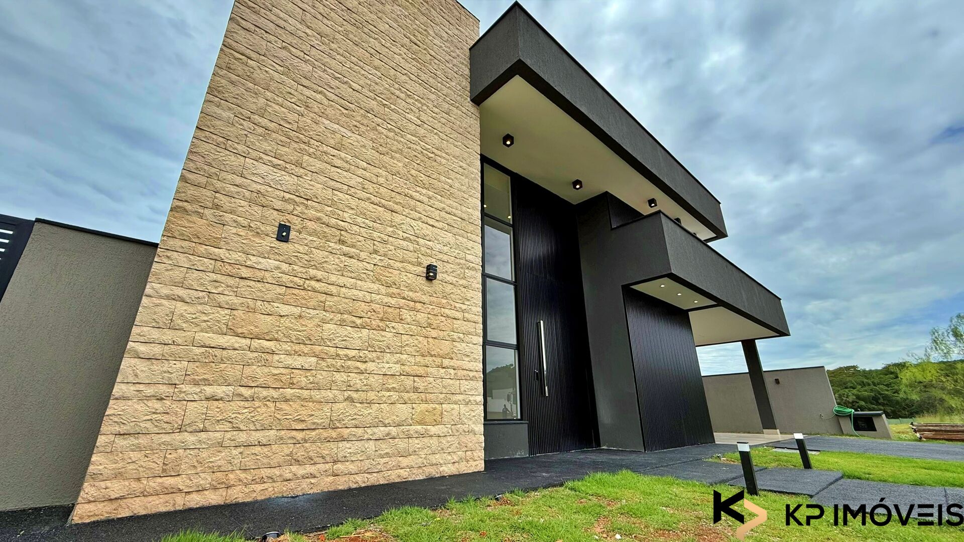 Casa Térrea 340m² | 4 Suítes no Plateau D'Or Unique - Goiânia — foto