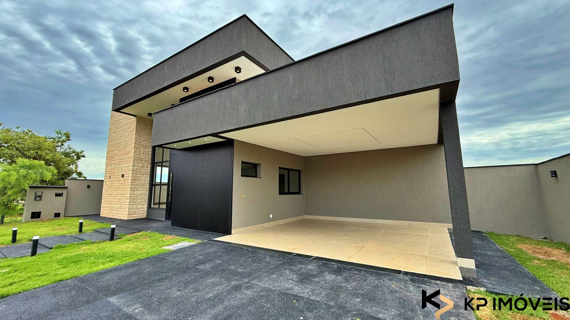 Casa Térrea 340m² | 4 Suítes no Plateau D'Or Unique - Goiânia — foto