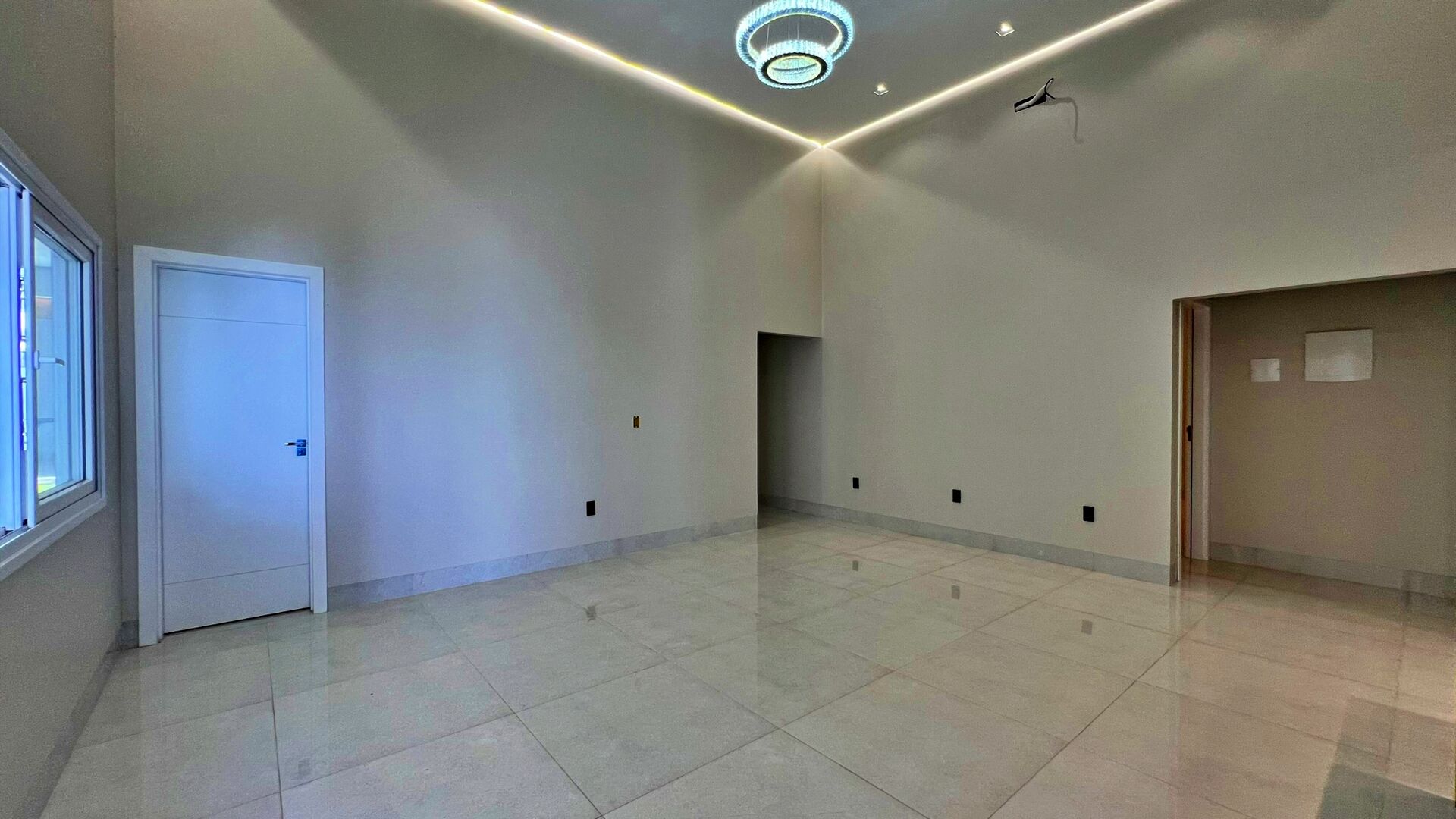 Casa 4 Suítes, 248 m² c/ Lazer à Venda na 309 Sul — foto
