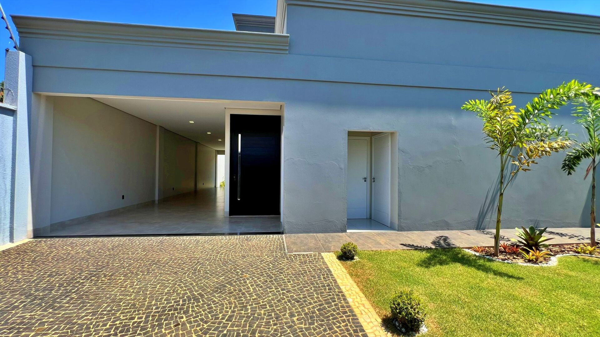Casa 4 Suítes, 248 m² c/ Lazer à Venda na 309 Sul — foto