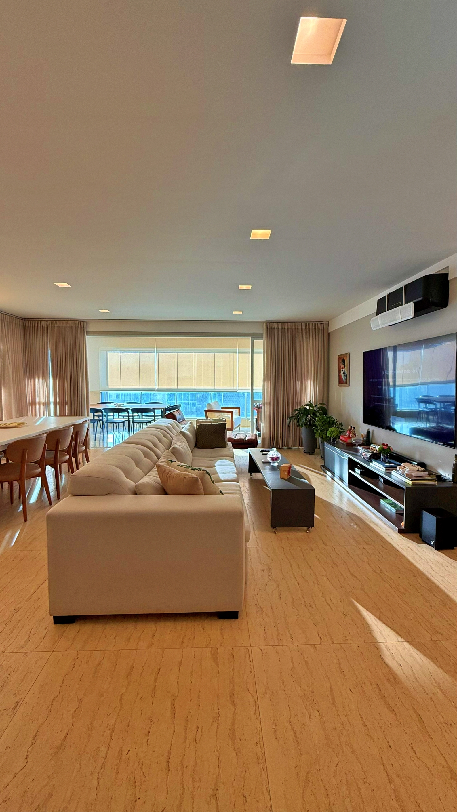 Apartamento, 3 quartos, 228 m² - Foto 1