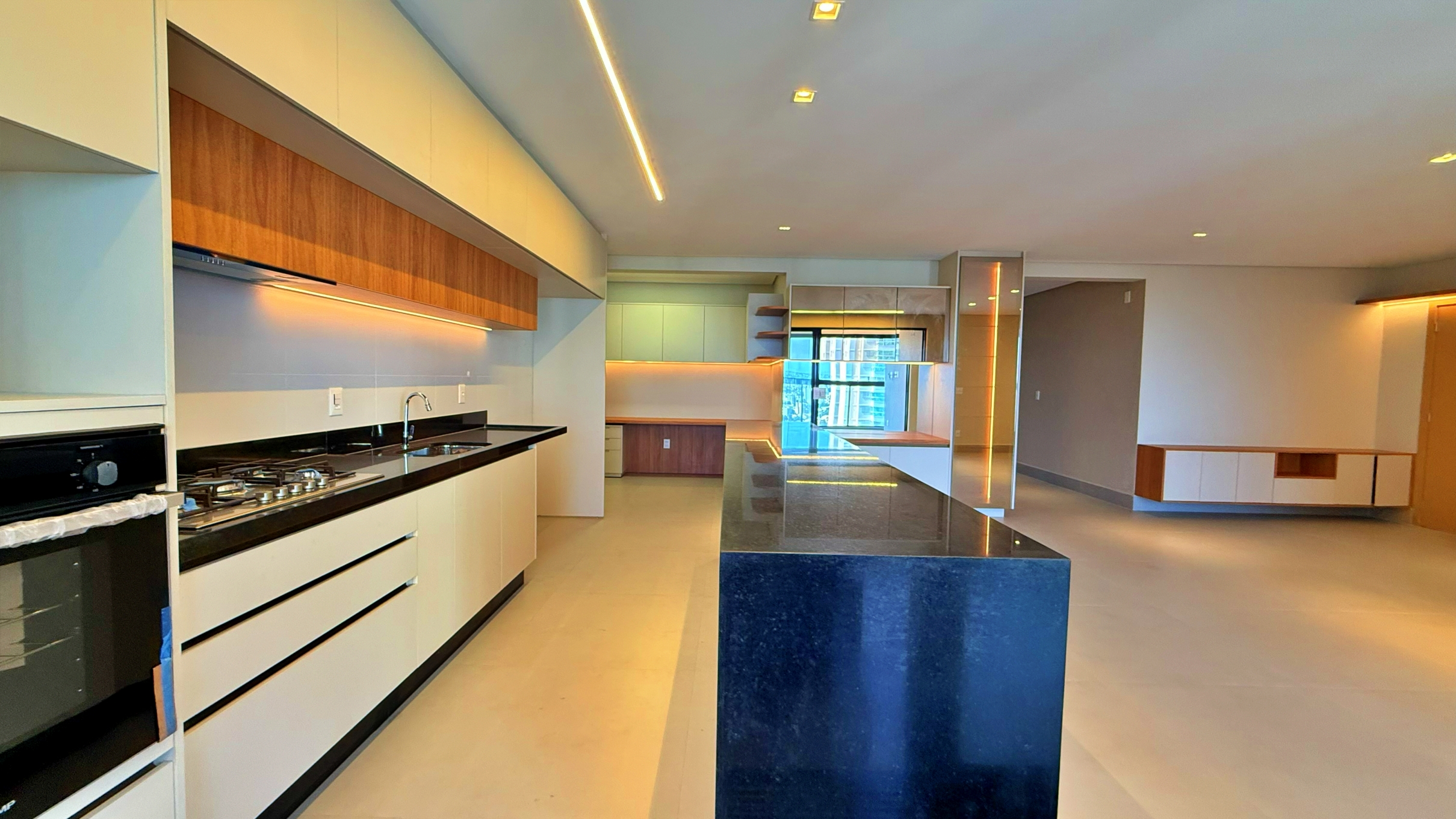 Apartamento 3 Suítes 160m² no Setor Bueno | Finest Bueno com Elevador Privativo — foto