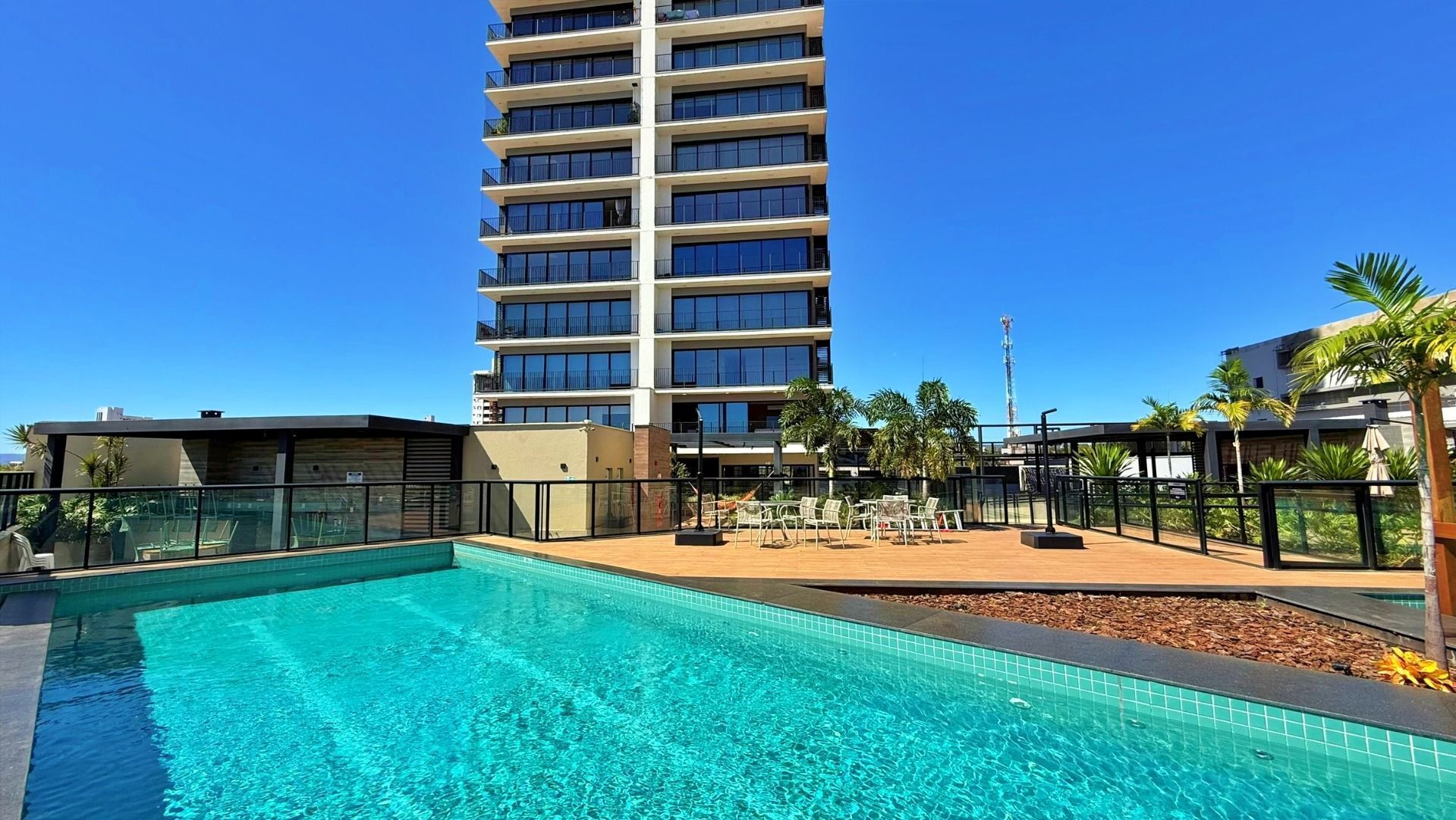 Apartamento 3 Suítes, 123 m² Mobiliado na Orla da Graciosa - Terraço Urban — foto