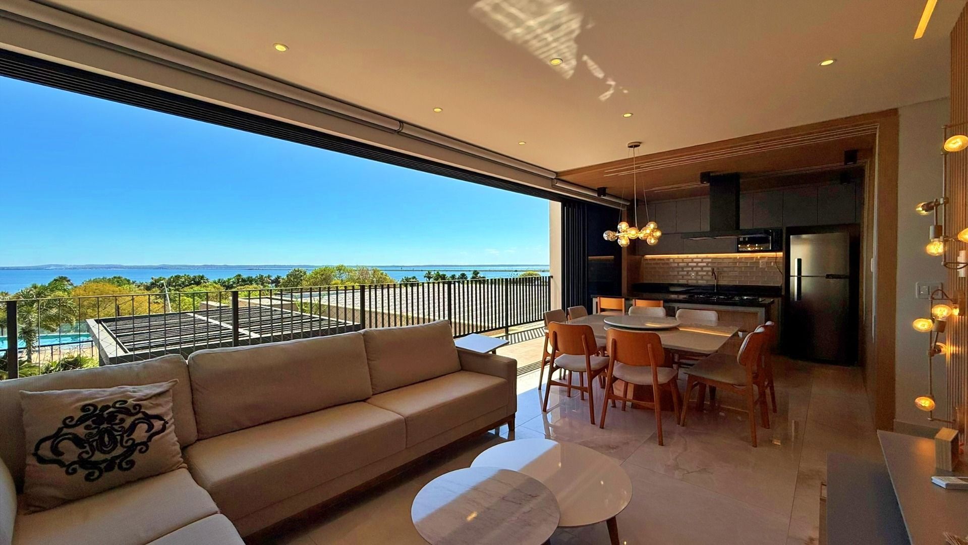 Apartamento 3 Suítes, 123 m² Mobiliado na Orla da Graciosa - Terraço Urban — foto