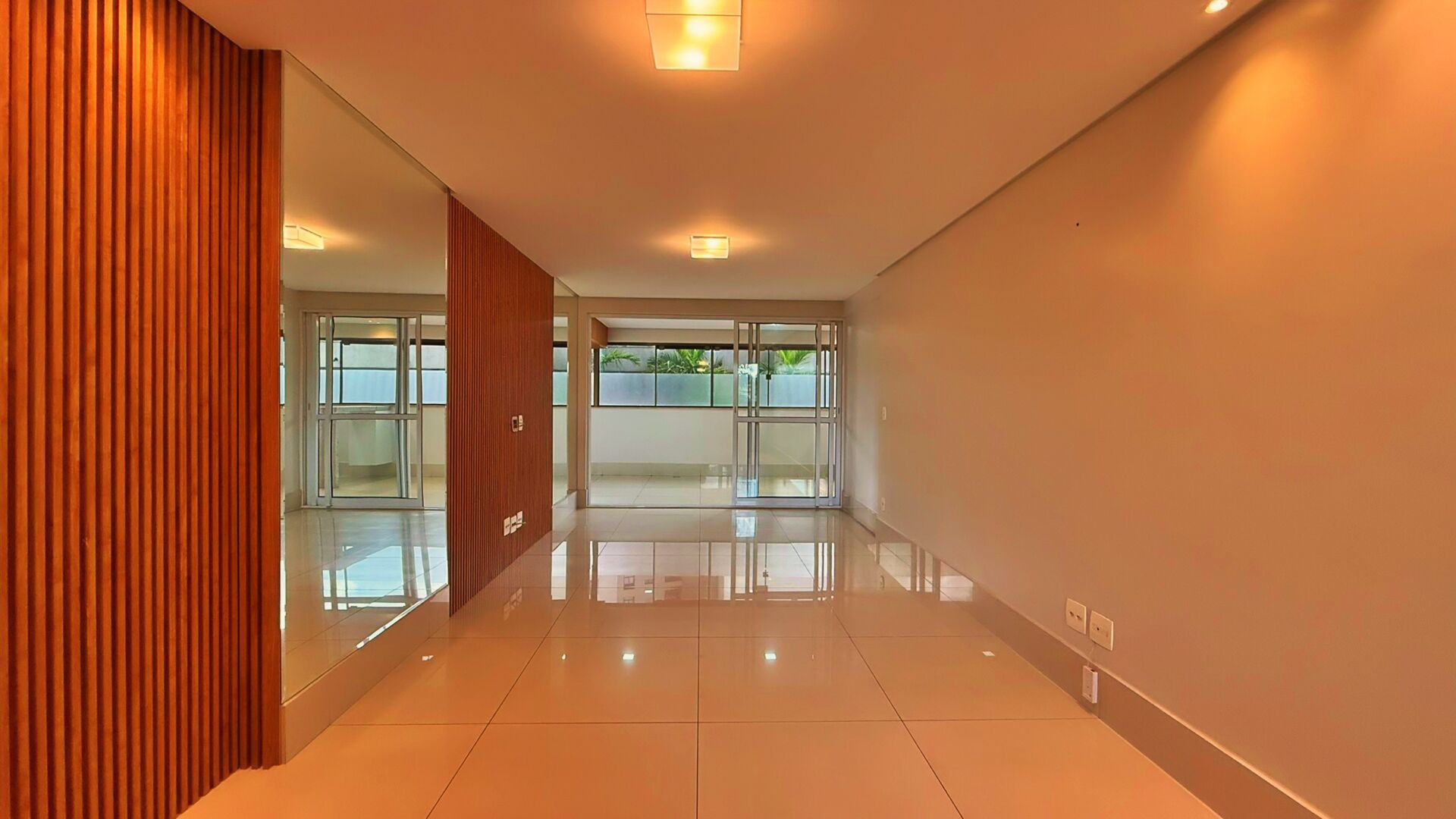 Apartamento 3 Suítes, 138 m² c/ Armários à Venda no Setor Bueno - Atmosphere Front Park — foto