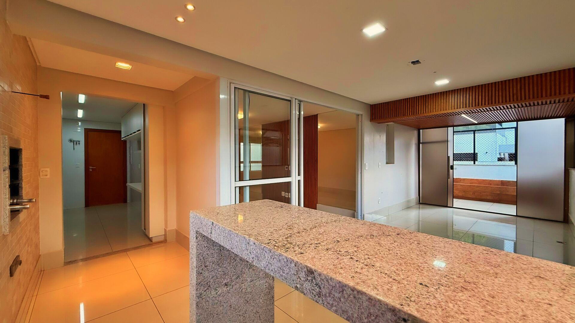 Apartamento 3 Suítes, 138 m² c/ Armários à Venda no Setor Bueno - Atmosphere Front Park — foto