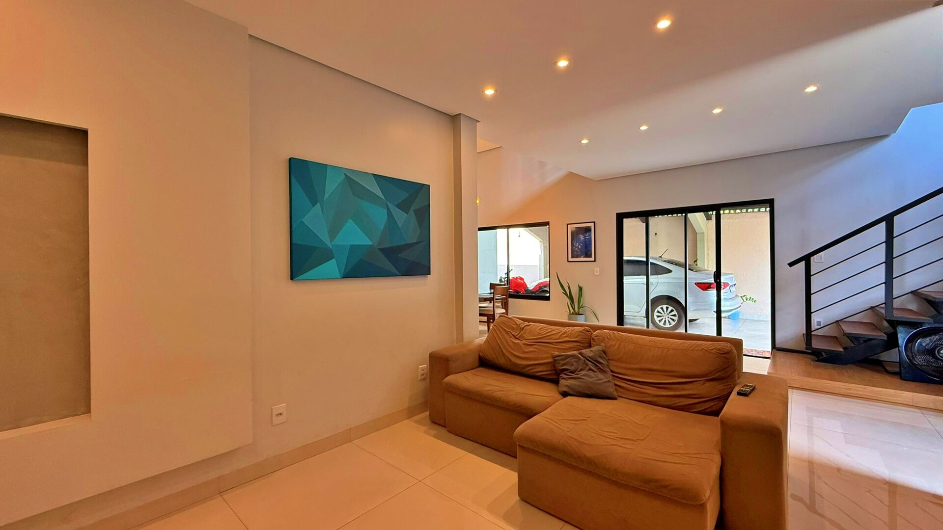 Casa 3 Suítes, 234 m² c/ Lazer à Venda na 404 Sul — foto