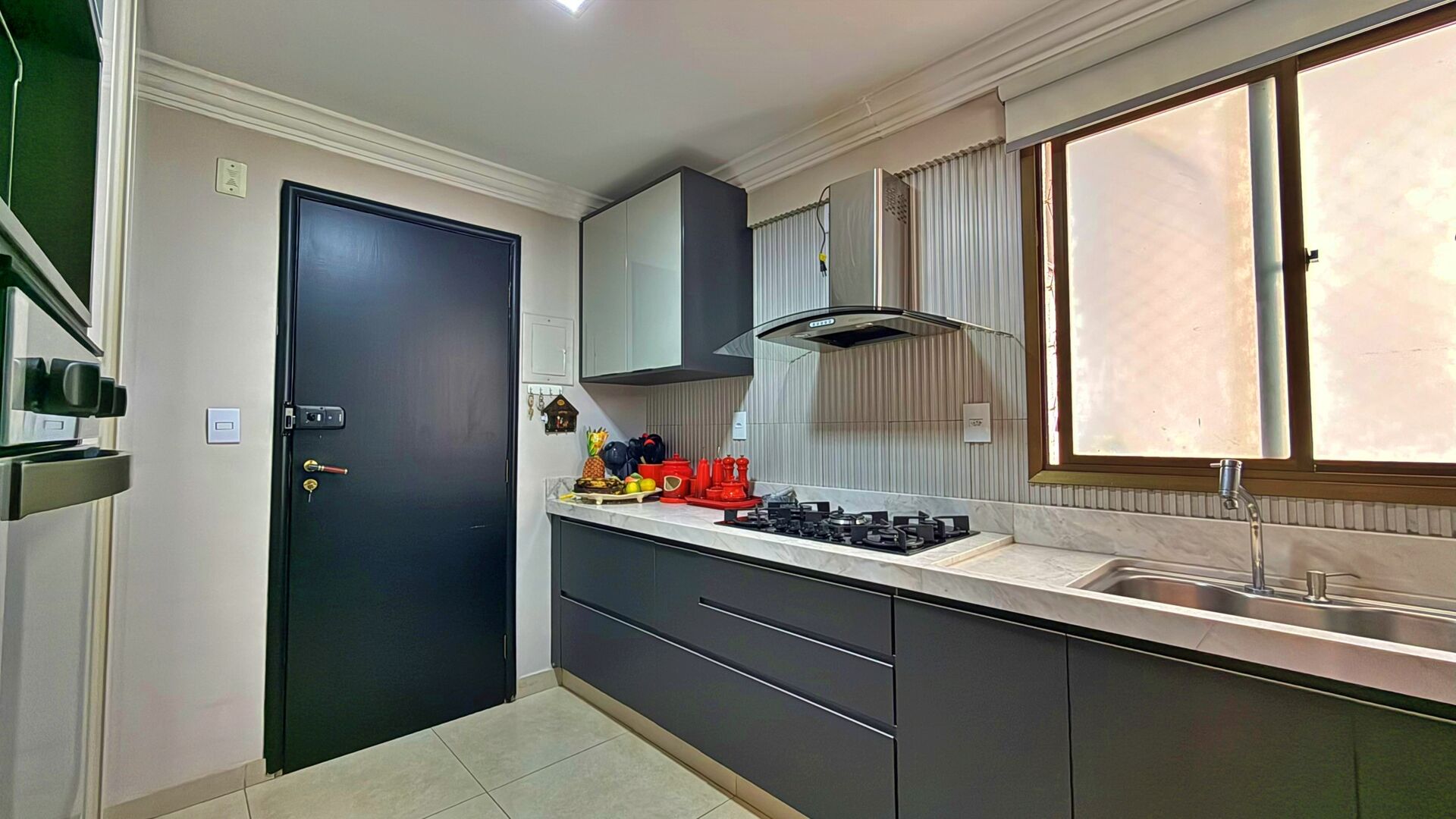 Apartamento 4 Quartos, 111 m² semi mobiliado à Venda no Setor Bueno - Residencial Lourenzzo — foto