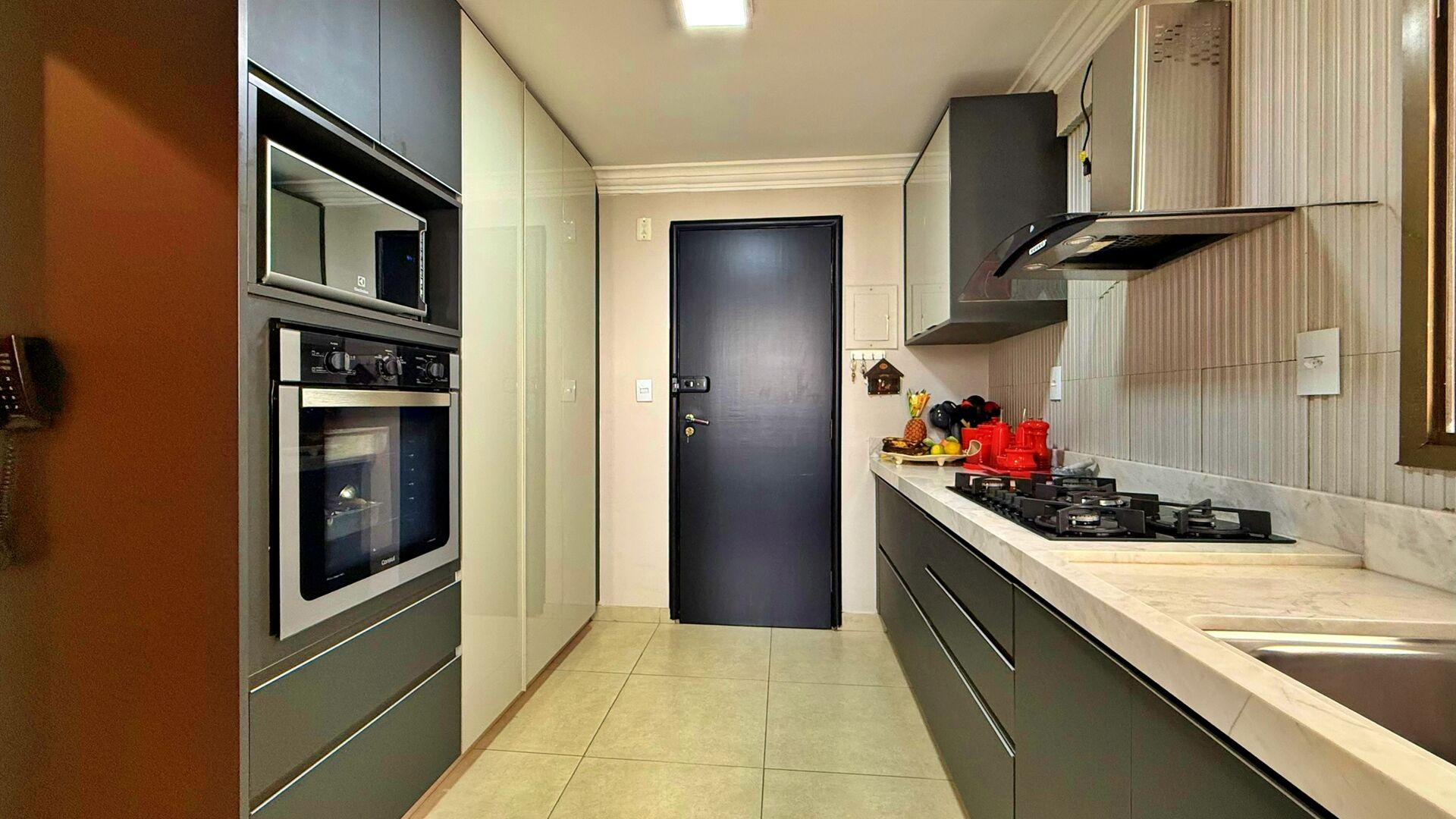 Apartamento 4 Quartos, 111 m² semi mobiliado à Venda no Setor Bueno - Residencial Lourenzzo — foto