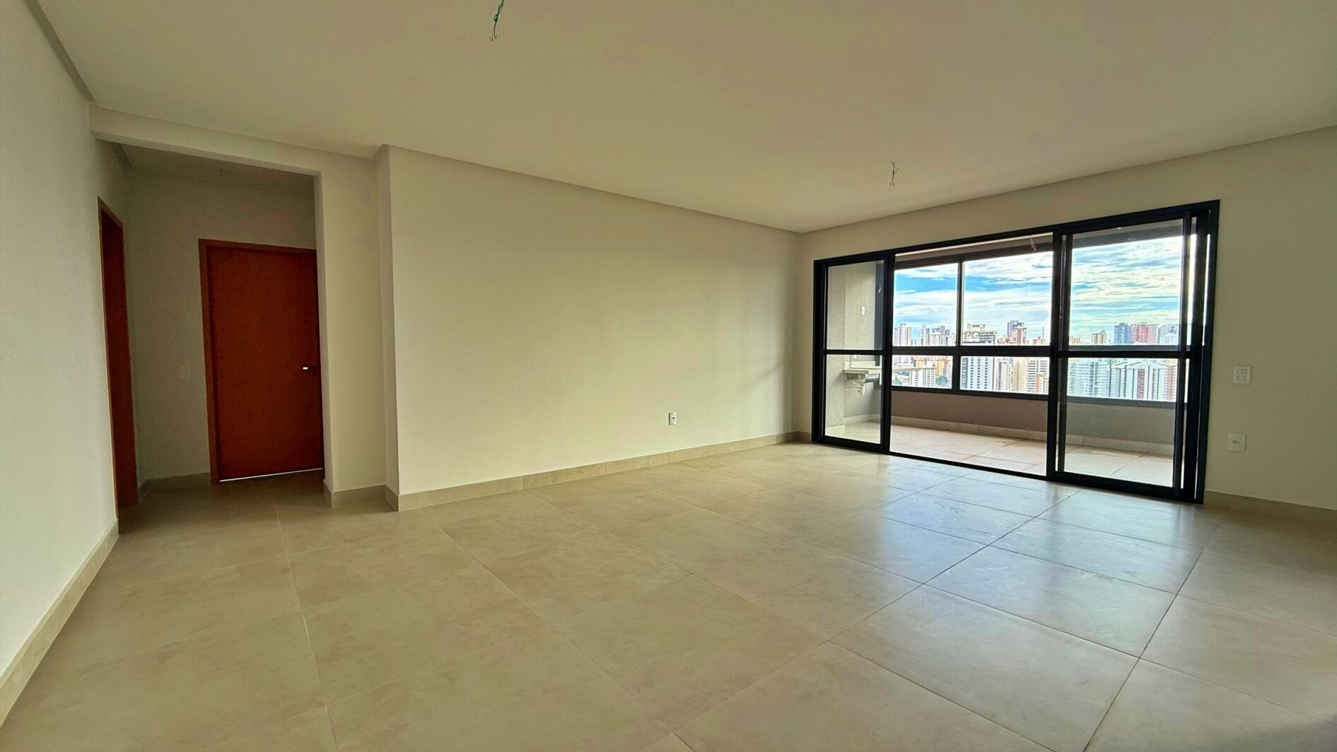 Penthouse 156m² | 3 Suítes no Residencial Lago Areião, Goiânia — foto