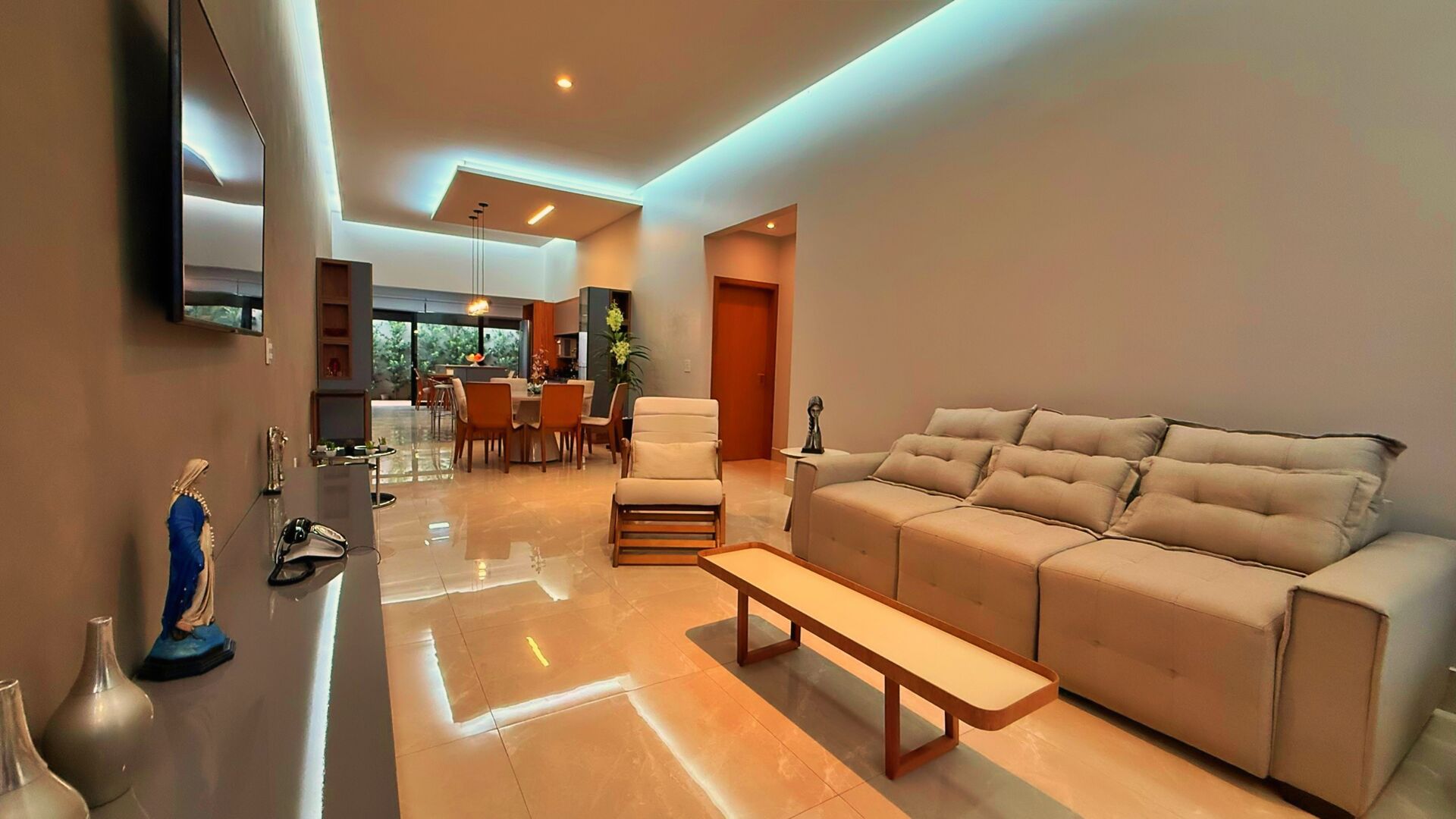 Casa 4 Suítes, 224 m² c/ Lazer à Venda no Condomínio Portal do Sol Green — foto