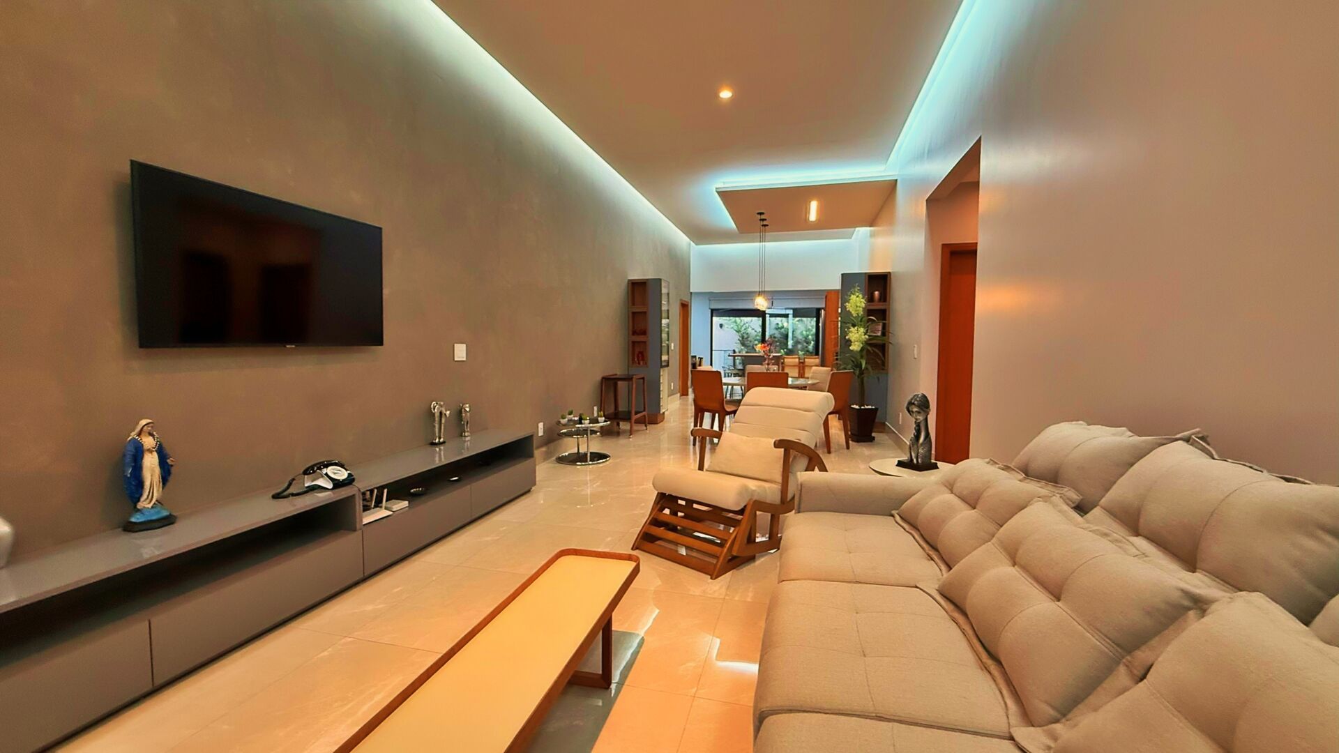 Casa 4 Suítes, 224 m² c/ Lazer à Venda no Condomínio Portal do Sol Green — foto