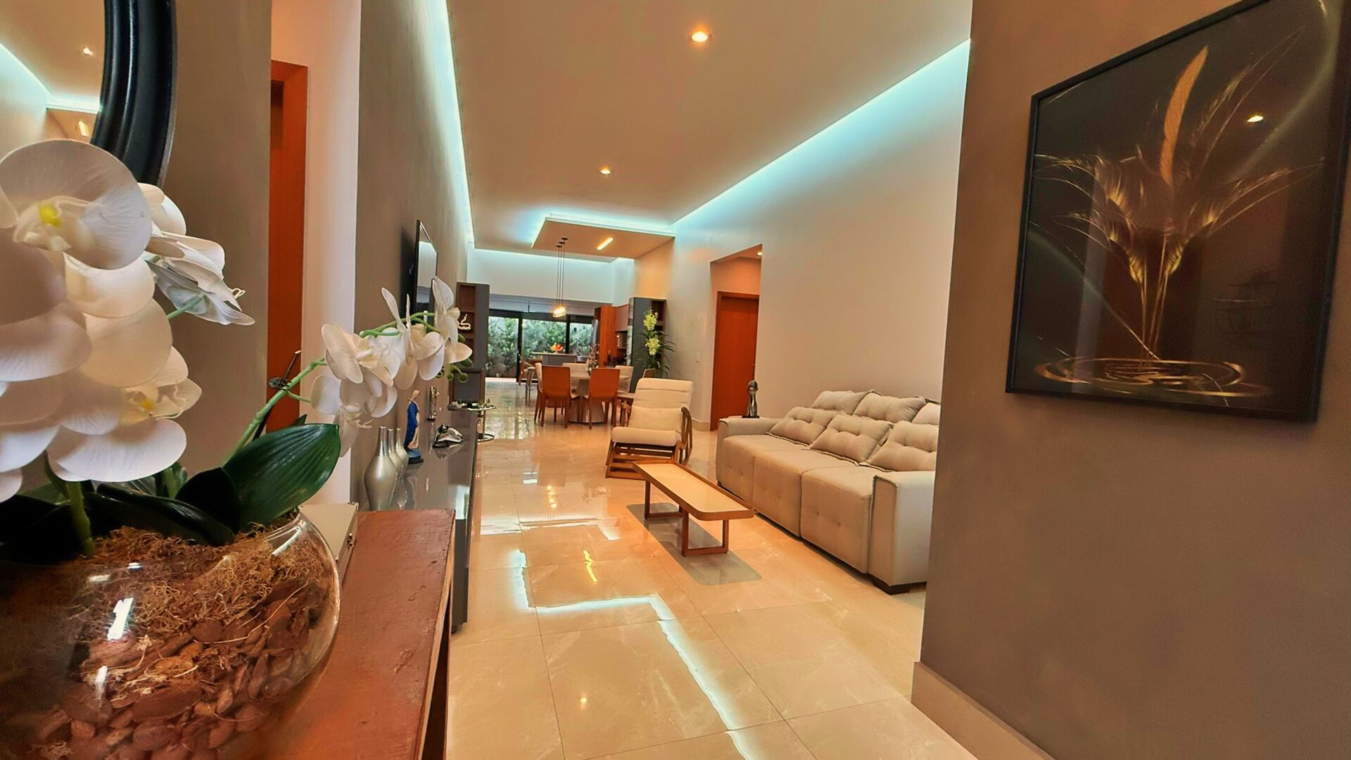 Casa 4 Suítes, 224 m² c/ Lazer à Venda no Condomínio Portal do Sol Green — foto