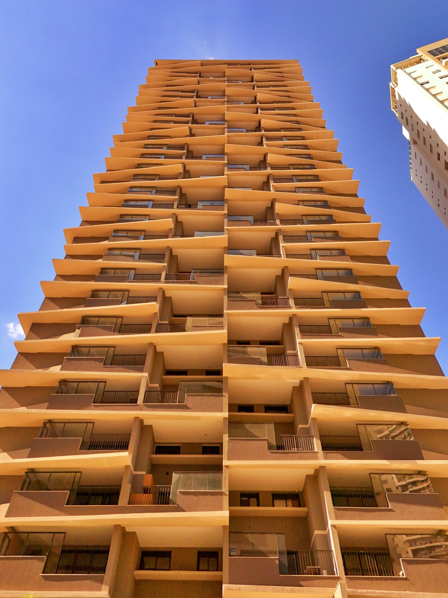 Azure Compact Life: O Horizonte da Vida Contemporânea e do Investimento Sólido no Coração do Marista — foto