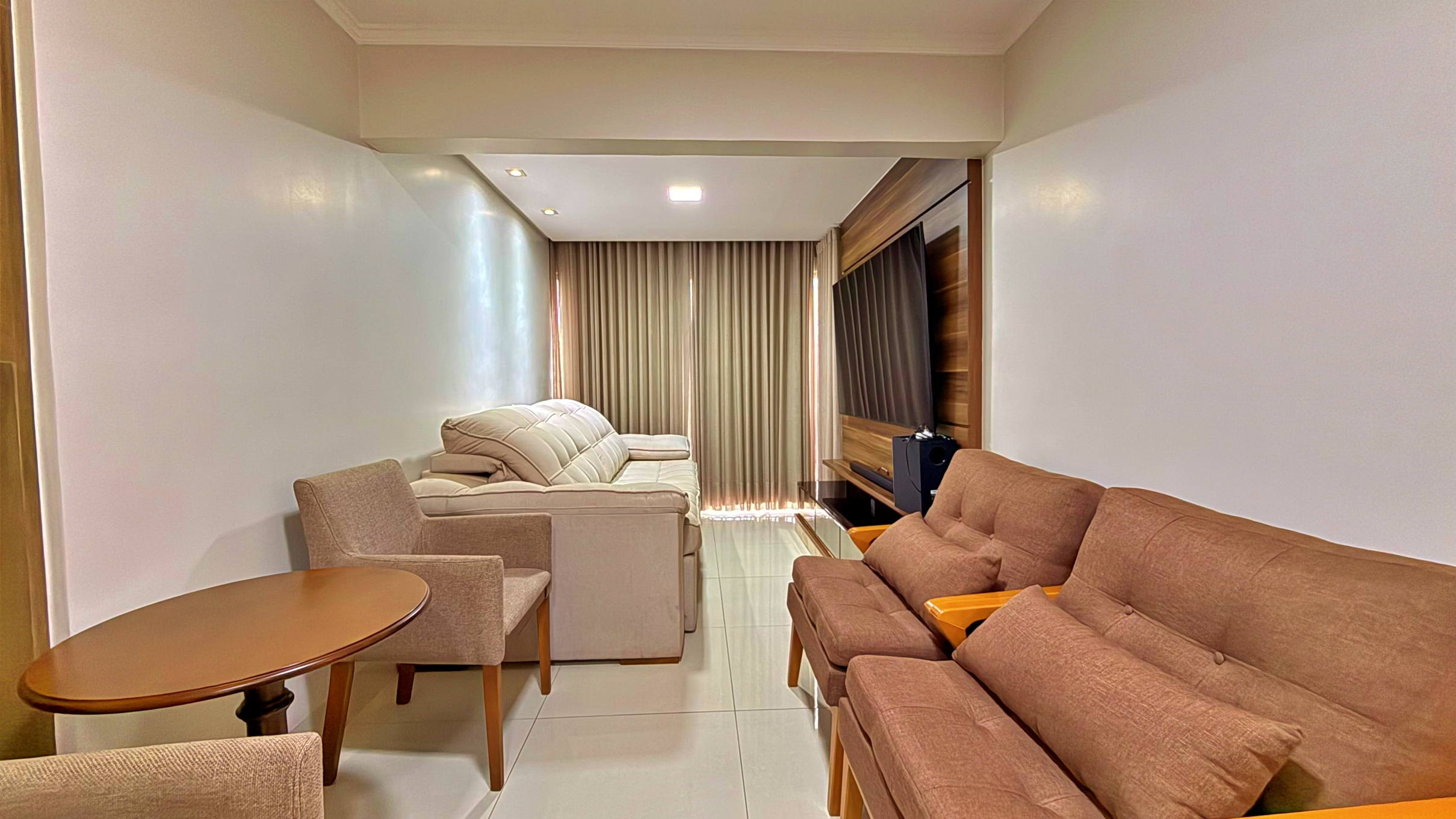 Apartamento à Venda no Setor Bueno com 3 Quartos e Escritório | Edifício San Bernardo — foto