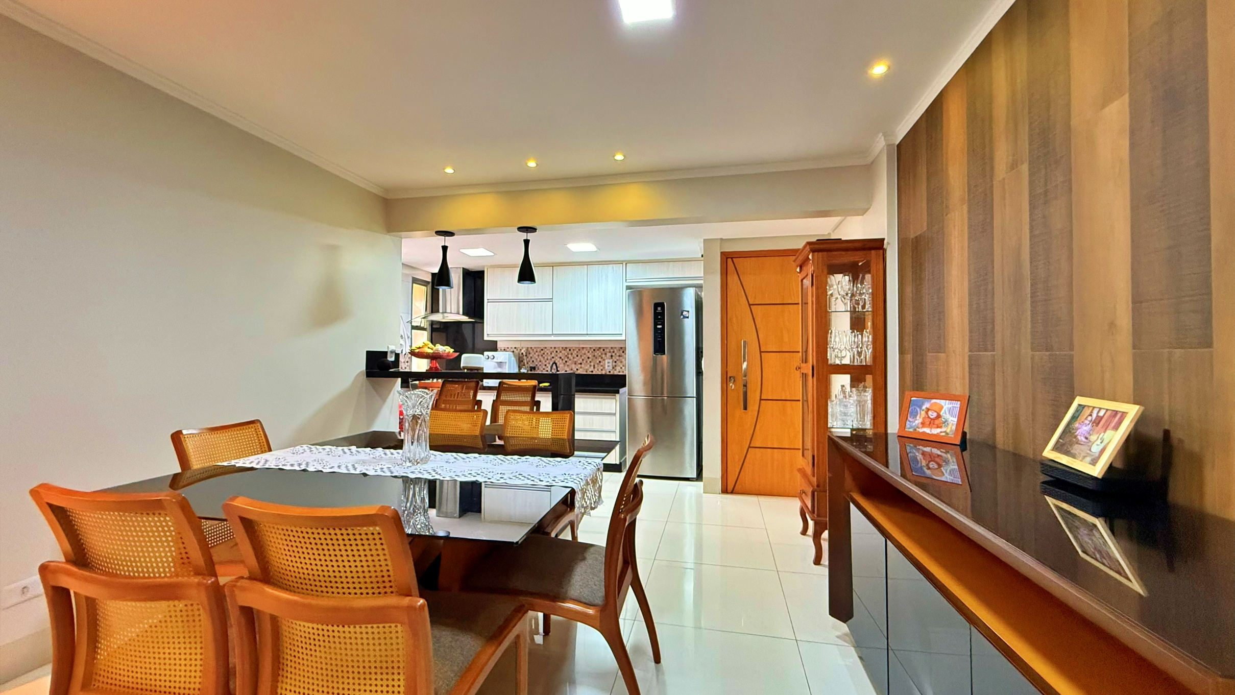 Apartamento à Venda no Setor Bueno com 3 Quartos e Escritório | Edifício San Bernardo — foto