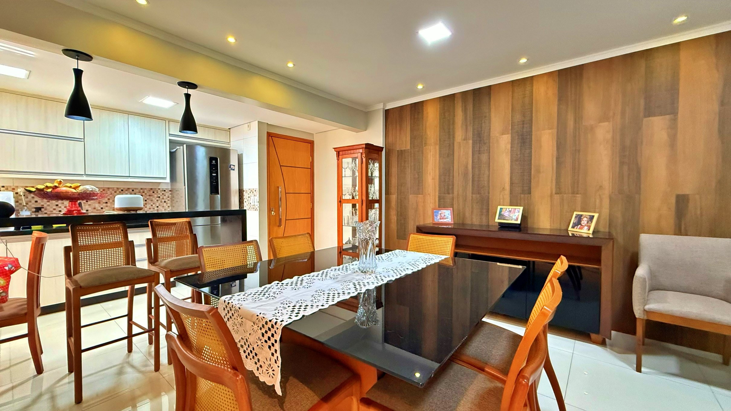 Apartamento à Venda no Setor Bueno com 3 Quartos e Escritório | Edifício San Bernardo — foto