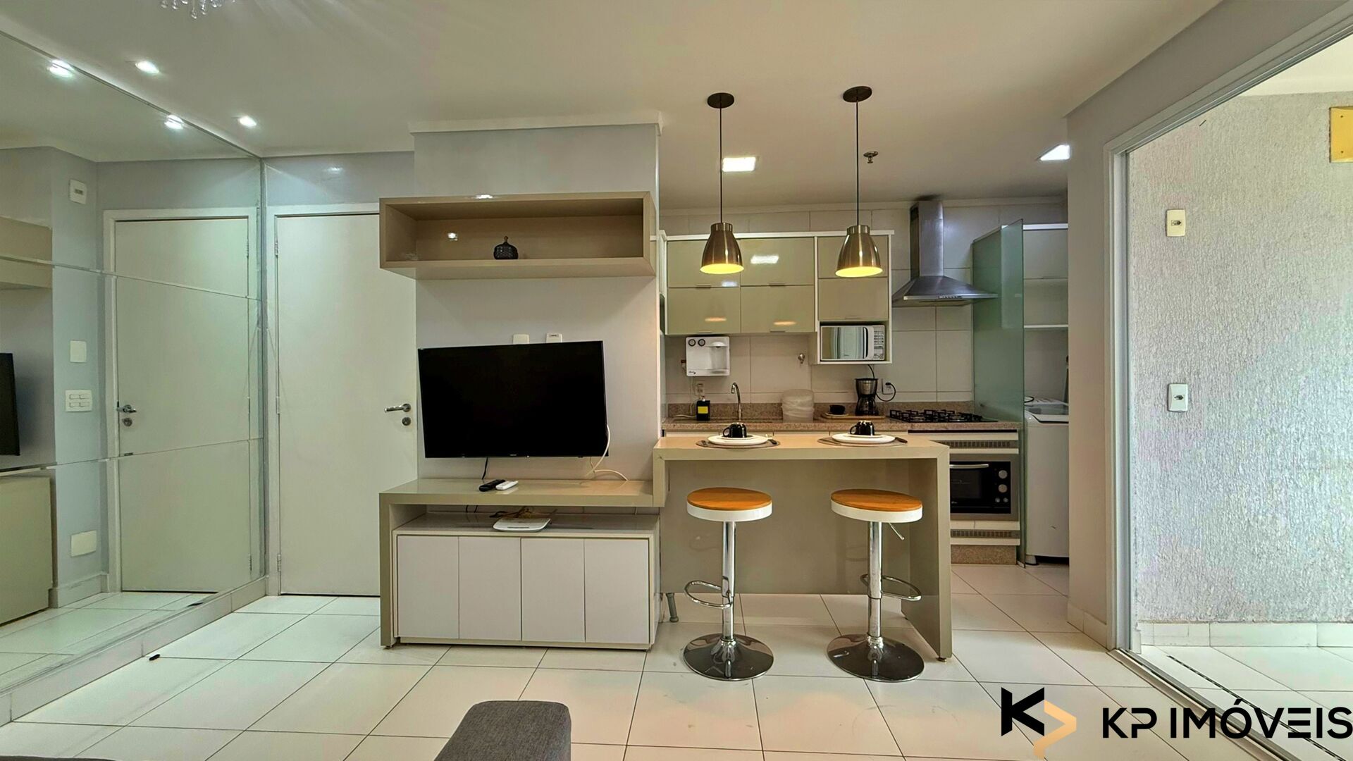 Apartamento de 2 Quartos, 56m² - Metropolitan Torre Barcelona: Seu Investimento Inteligente no Jardim Goiás, Goiânia — foto
