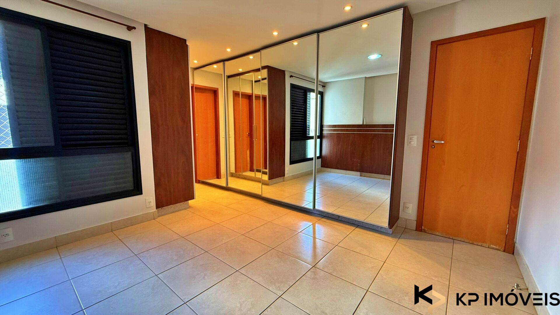 Apartamento 3 Suítes 105m² à Venda no Edifício Maison Toulouse, Setor Bueno, Goiânia — foto