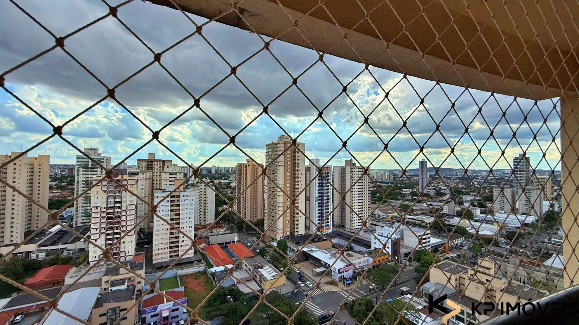 Apartamento 3 Suítes 105m² à Venda no Edifício Maison Toulouse, Setor Bueno, Goiânia — foto