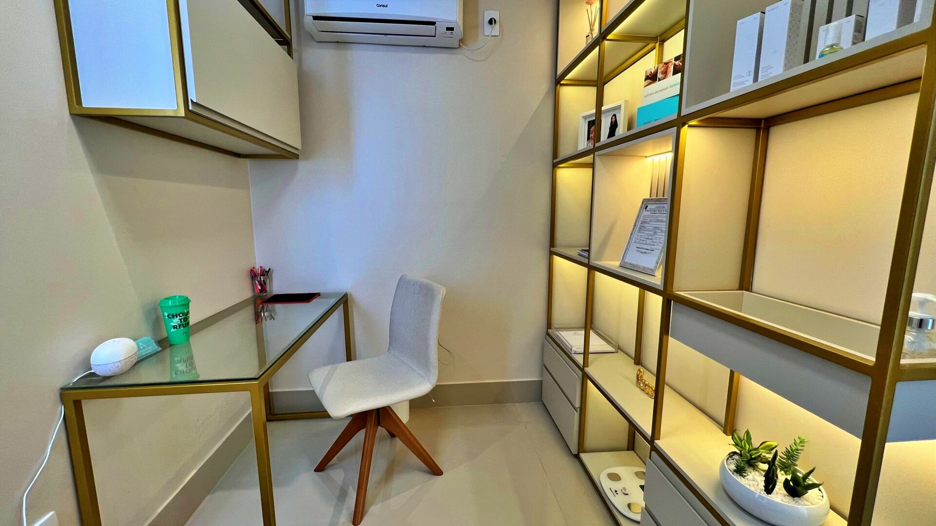 Sala Comercial Mobiliada à venda no Urban Futuro — foto