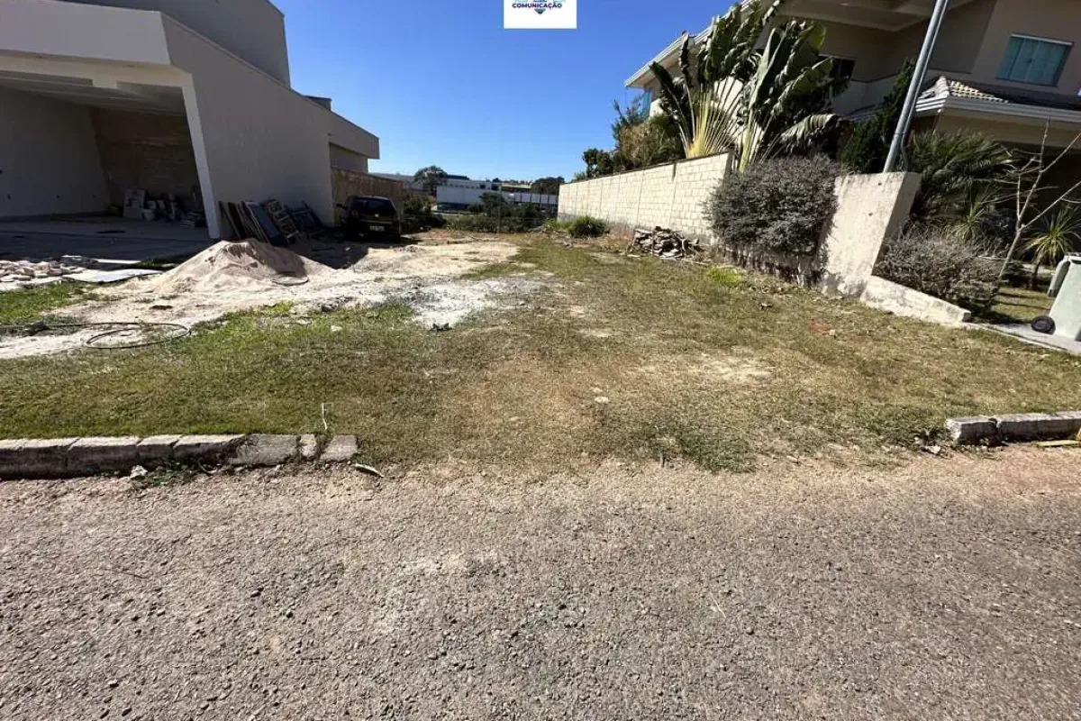 Terreno à venda no bairro Residencial Condomínio Jardim Veneza em Senador Canedo/GO — foto