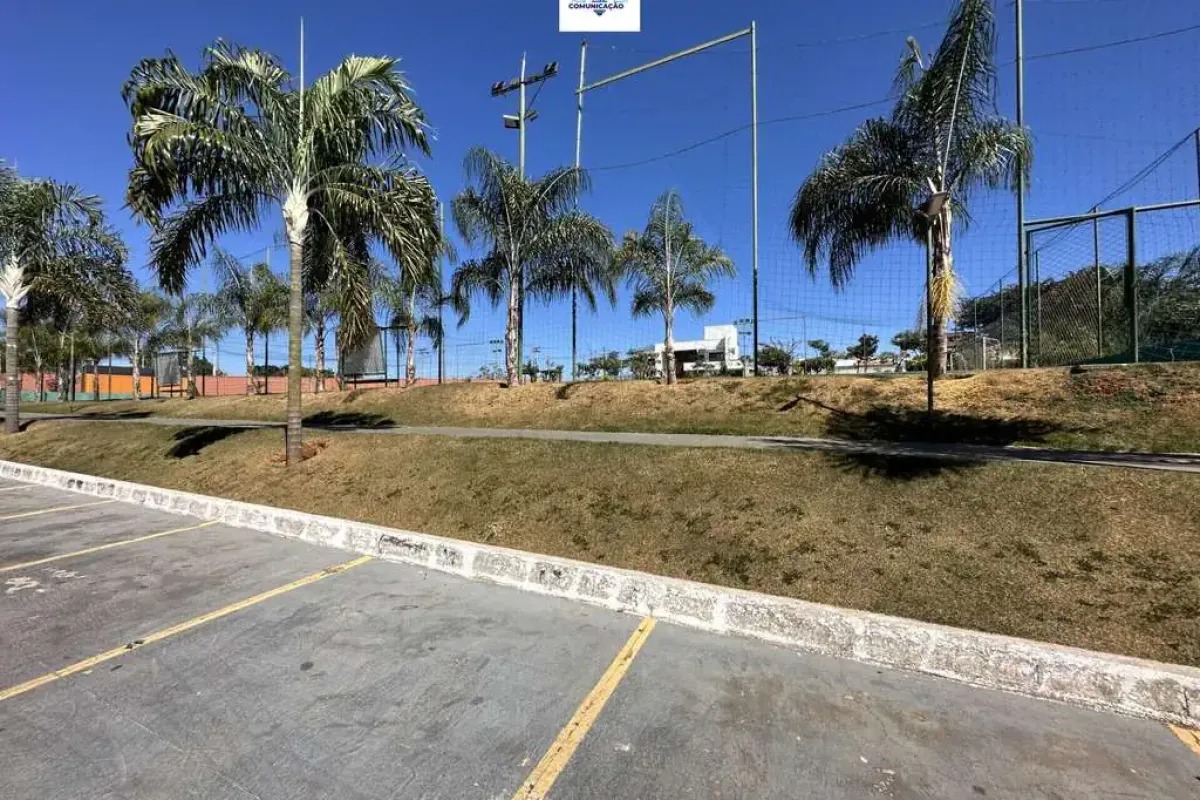 Terreno à venda no bairro Residencial Condomínio Jardim Veneza em Senador Canedo/GO — foto