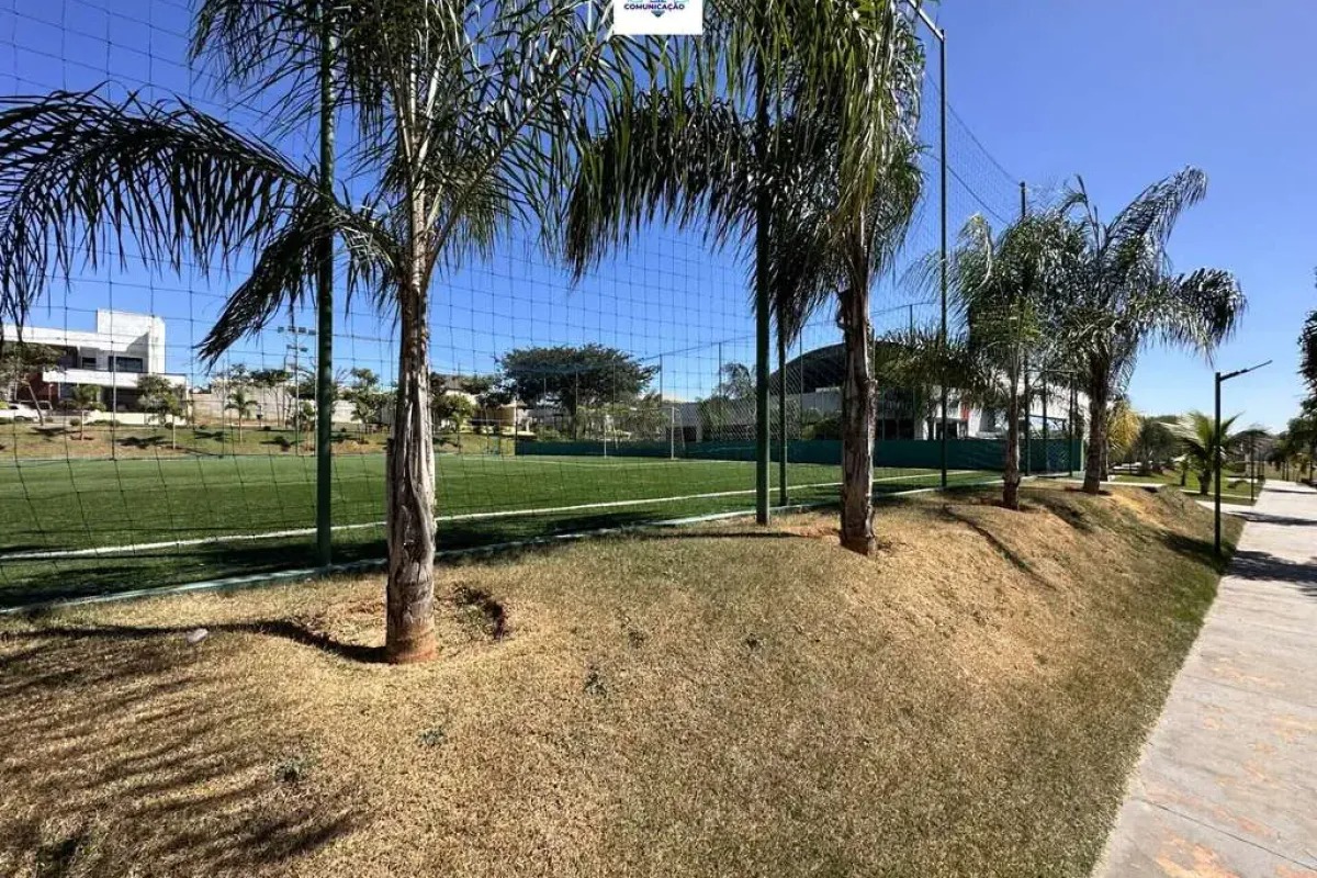 Terreno à venda no bairro Residencial Condomínio Jardim Veneza em Senador Canedo/GO — foto