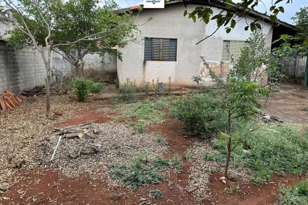 Terreno à venda no bairro Setor Santos Dumont em Goiânia/GO — foto