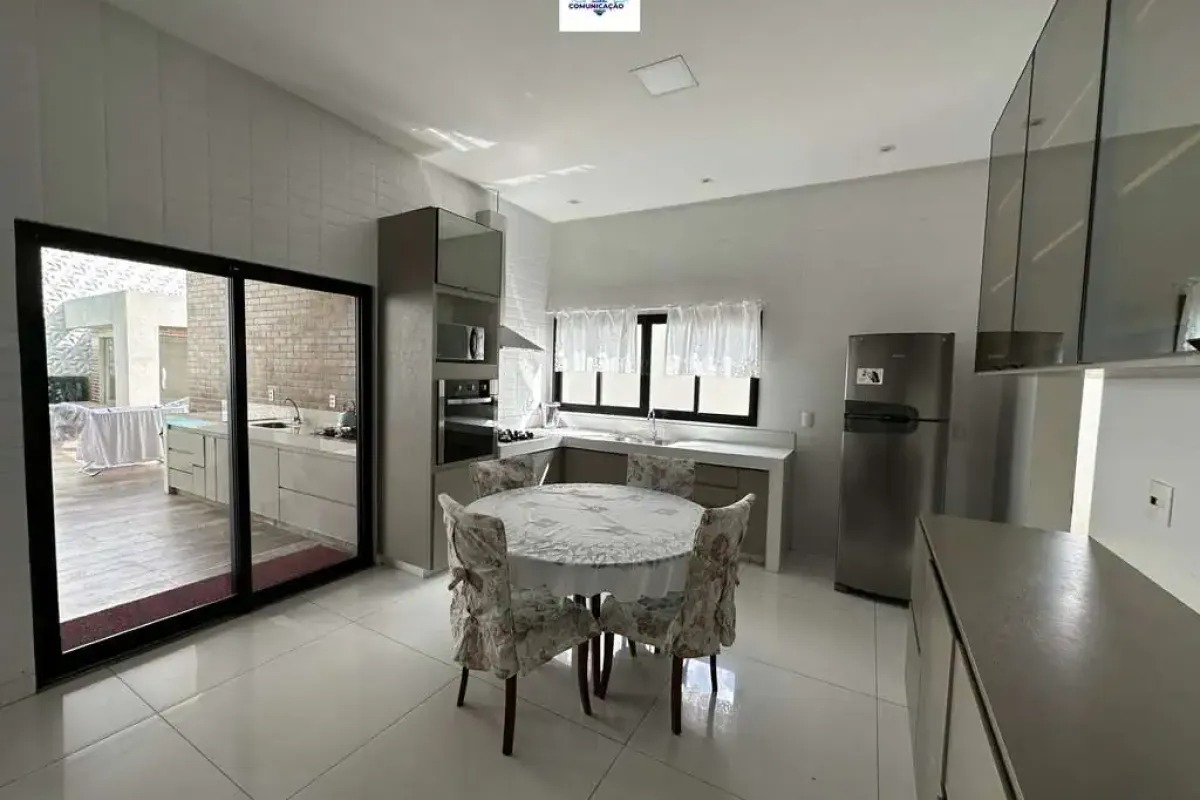 Casa à venda no bairro Residencial Condomínio Jardim Veneza em Senador Canedo/GO — foto