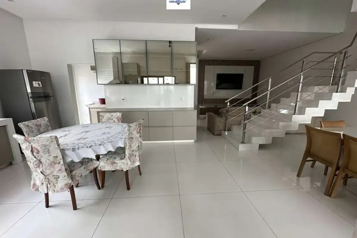 Casa à venda no bairro Residencial Condomínio Jardim Veneza em Senador Canedo/GO — foto