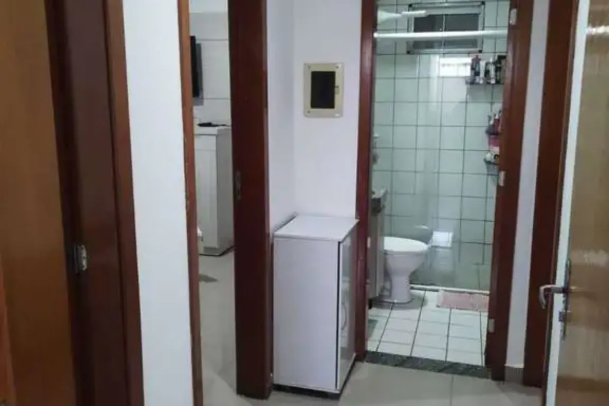 Casa Térrea 4 Quartos para Venda em Condomínio Fechado - Região Noroeste de Goiânia — foto