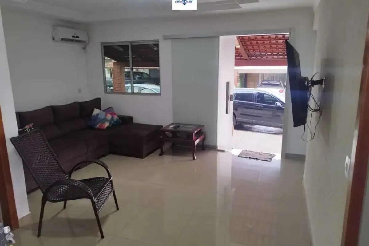 Casa Térrea 4 Quartos para Venda em Condomínio Fechado - Região Noroeste de Goiânia — foto