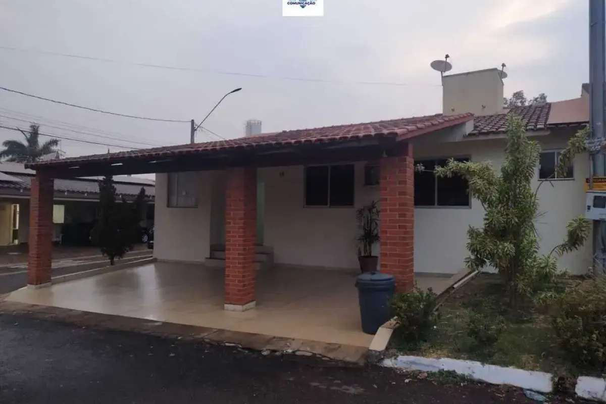 Casa Térrea 4 Quartos para Venda em Condomínio Fechado - Região Noroeste de Goiânia — foto