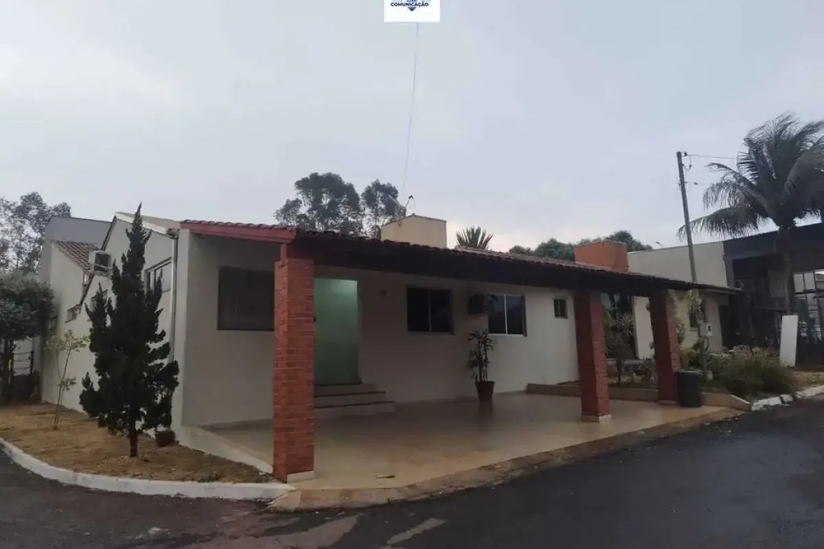 Casa Térrea 4 Quartos para Venda em Condomínio Fechado - Região Noroeste de Goiânia — foto