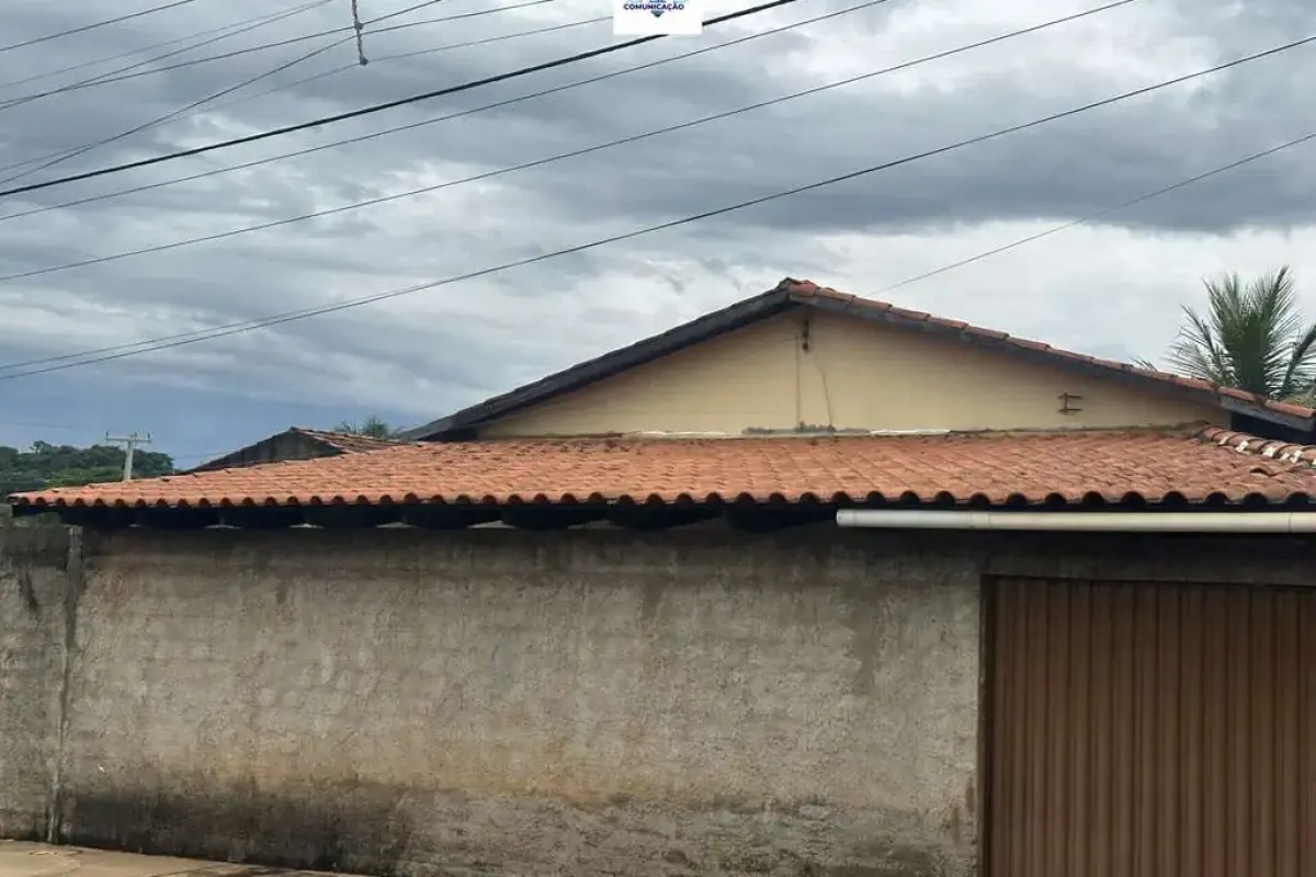Casa à venda no bairro Setor Santos Dumont em Goiânia/GO — foto