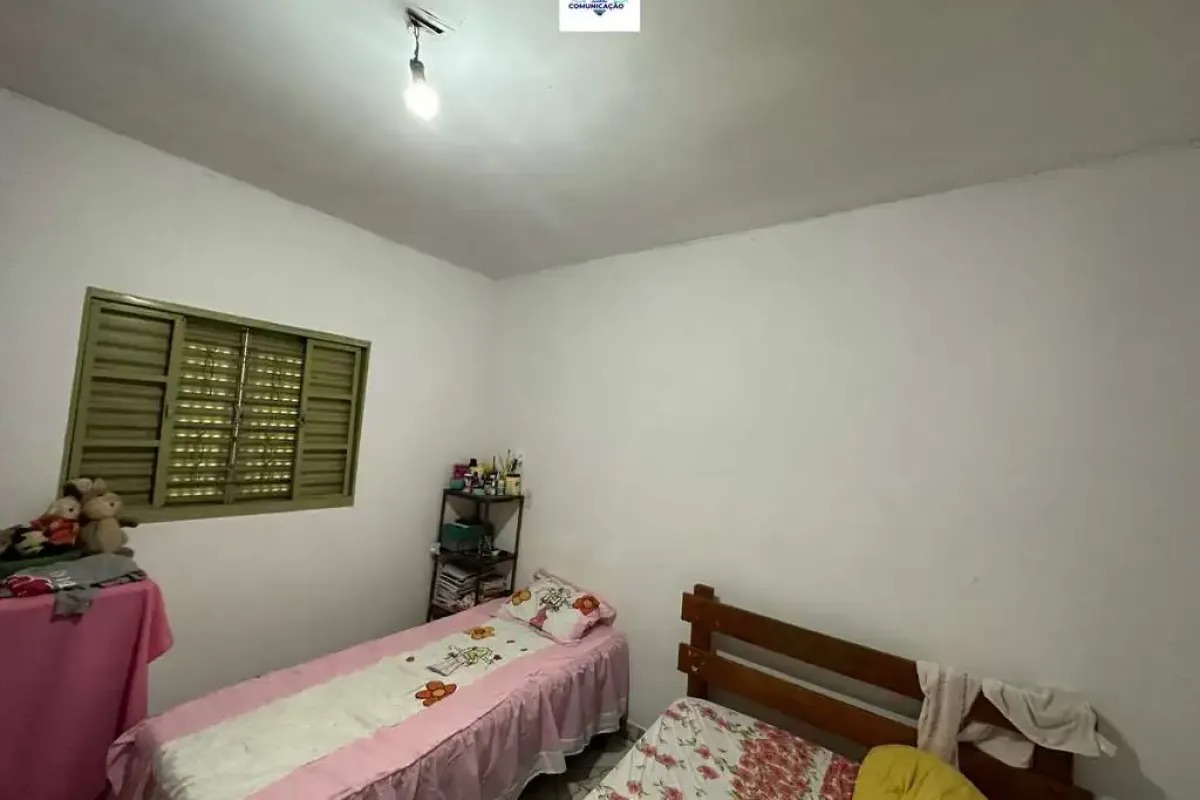 Casa à venda no bairro Setor Santos Dumont em Goiânia/GO — foto