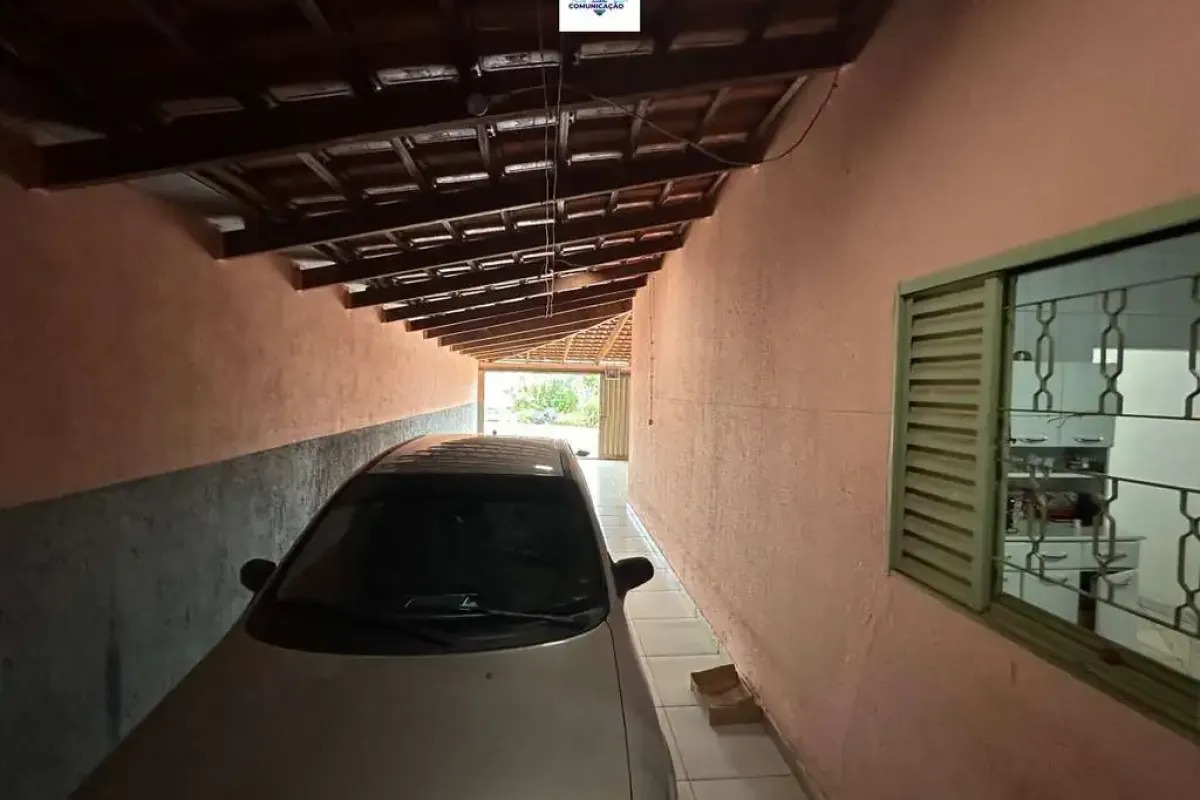 Casa à venda no bairro Setor Santos Dumont em Goiânia/GO — foto