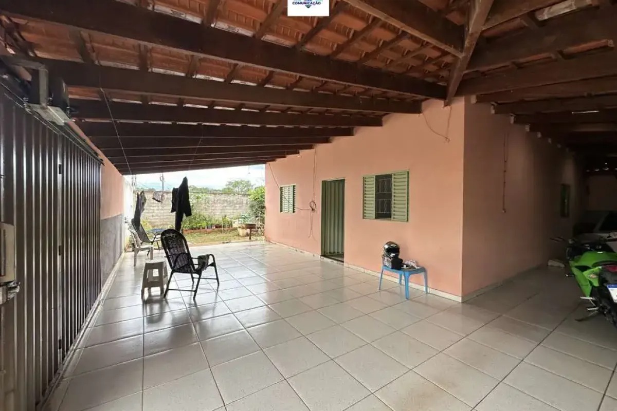 Casa à venda no bairro Setor Santos Dumont em Goiânia/GO — foto
