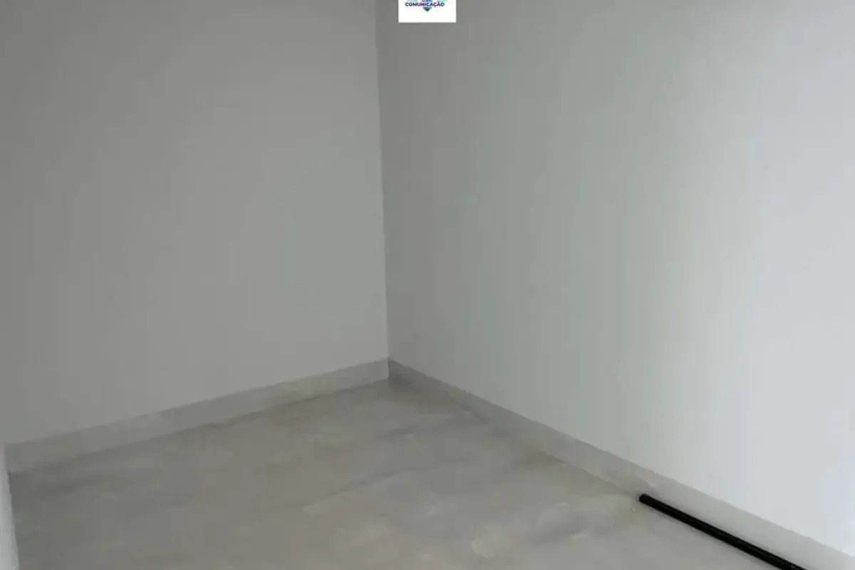 Casa à venda no Jardim Veneza em Senador Canedo/GO — foto