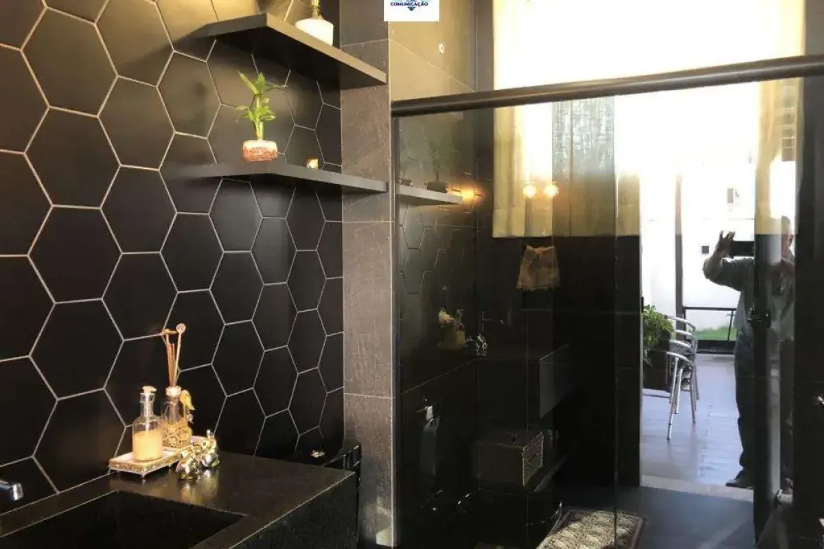 Casa no Condomínio Jardim Veneza em Senador Canedo — foto