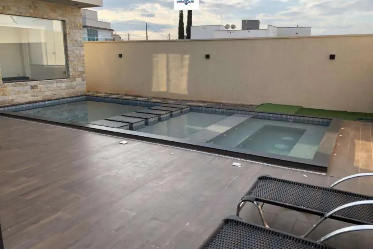 Casa no Condomínio Jardim Veneza em Senador Canedo — foto