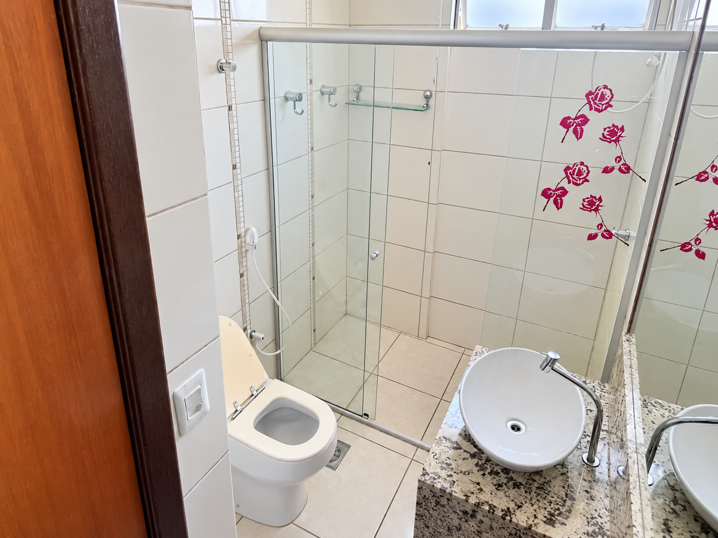 Apartamento para Aluguel - Edifício Rio das Ostras | Setor Bueno - Goiânia - GO — foto