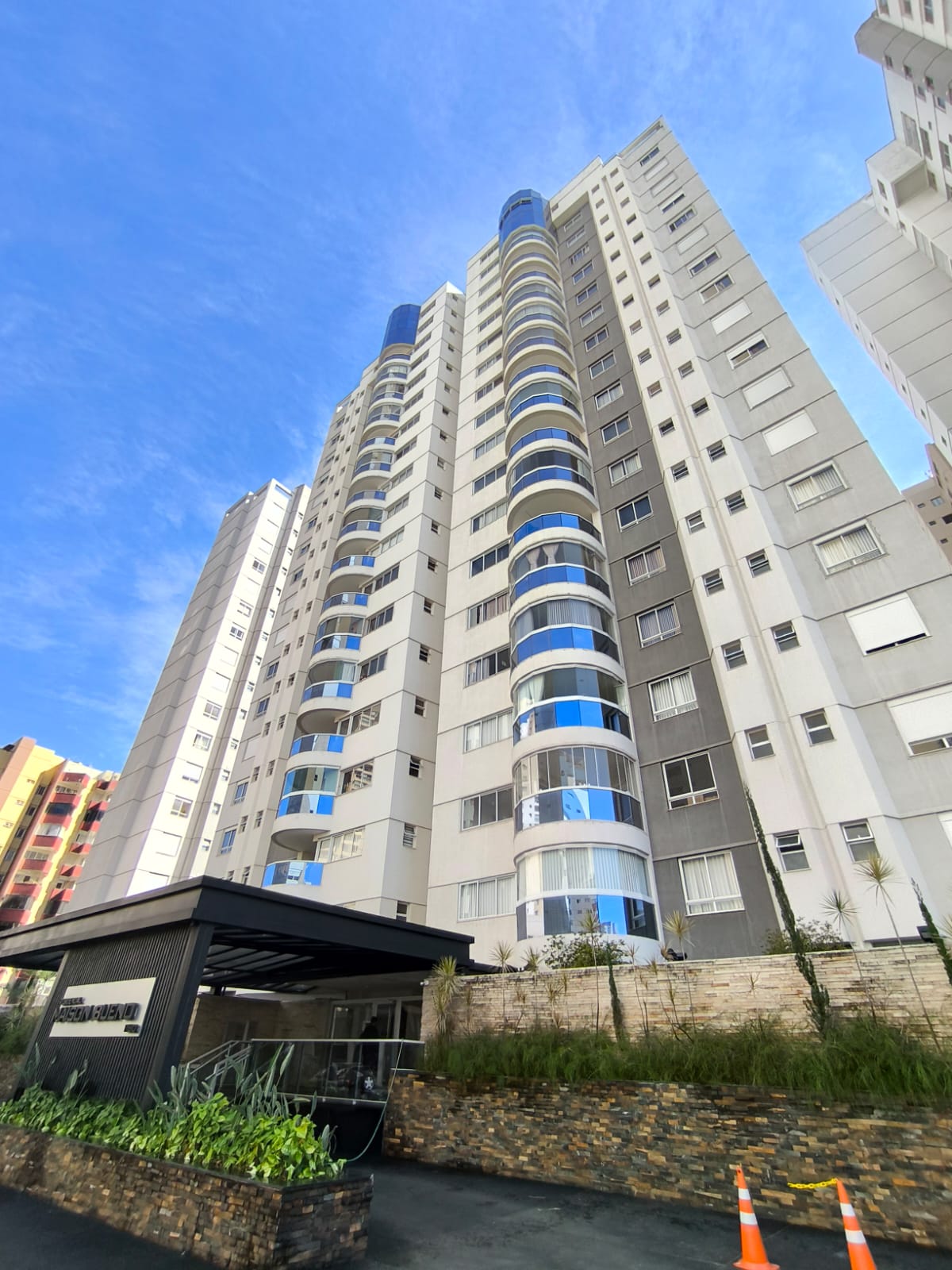 Apartamento à Venda com 3 Suítes – Maison Bueno | Setor Bueno – Goiânia/GO — foto