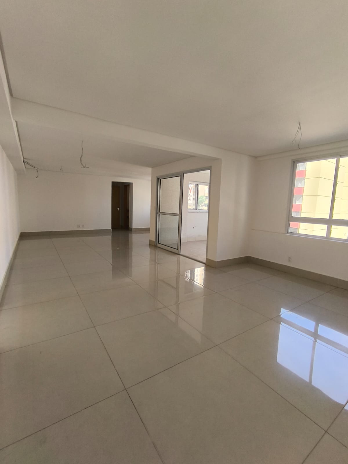 Apartamento à Venda com 3 Suítes – Maison Bueno | Setor Bueno – Goiânia/GO — foto