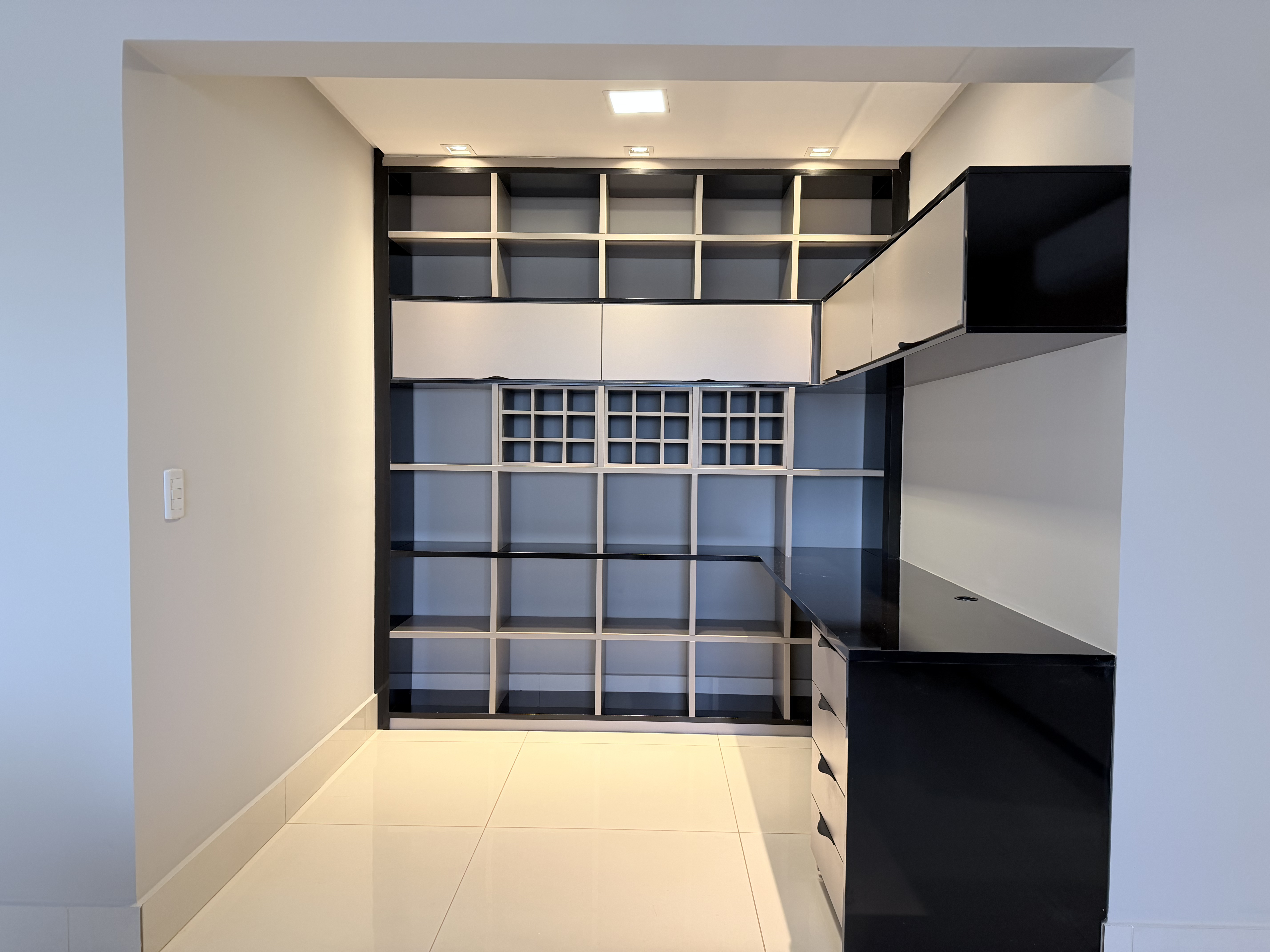 Apartamento à Venda com 2 Suítes – Residencial Ibirapuera | Europark – Goiânia/GO — foto