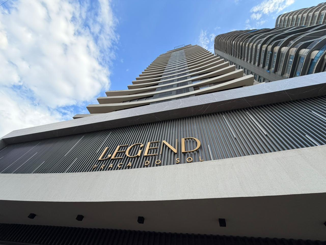 Apartamento à Venda com 3 Suítes – Legend Praça do Sol | Goiânia/GO — foto